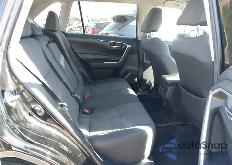 2020 Toyota Rav4 Xle z USA, uszkodzony, nr VIN 2T3P1RFV7LC080885